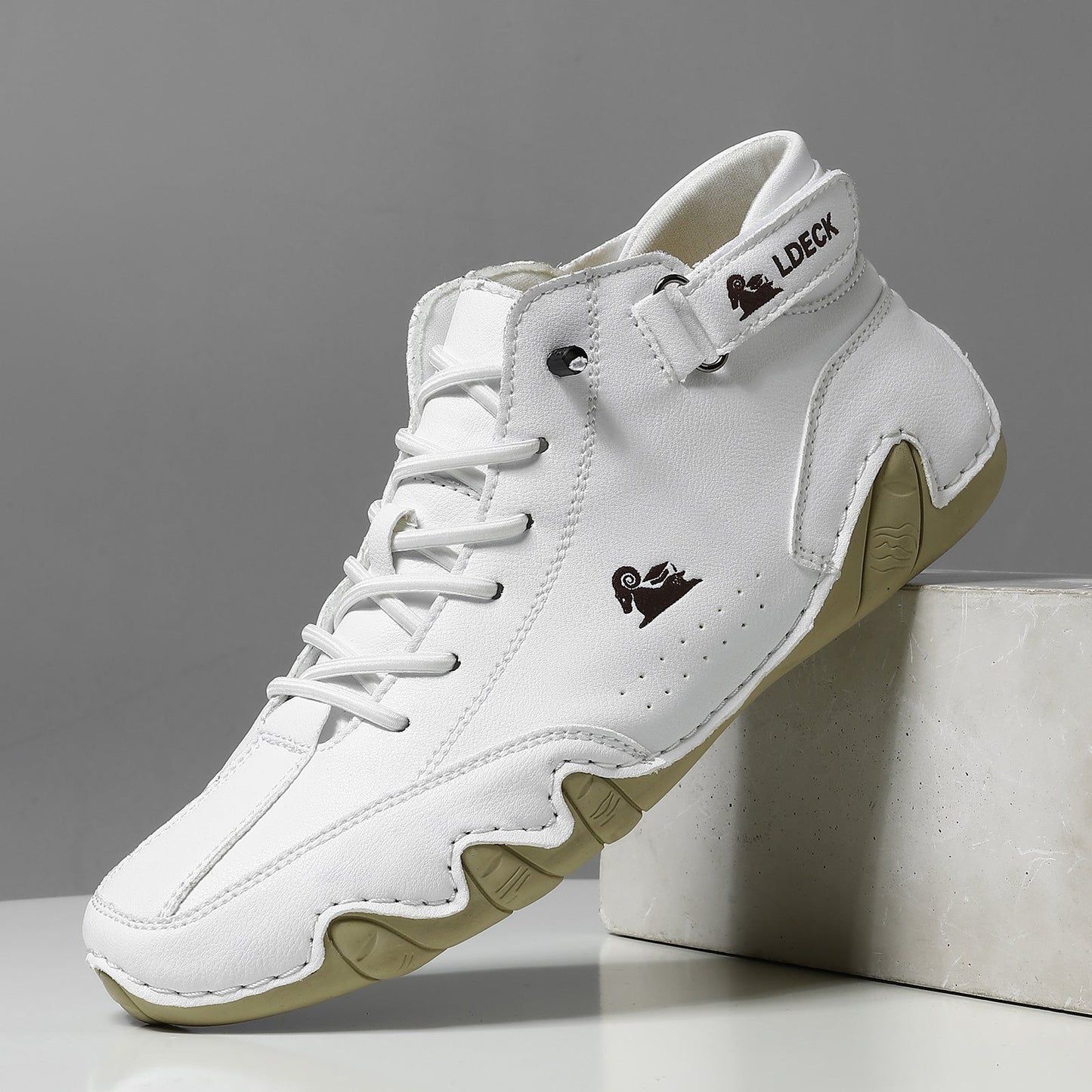 Corvany LDeck - Waterproof and breathable orthopedic shoes