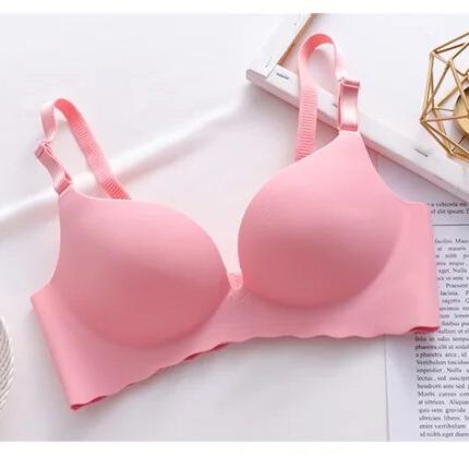 Sutien pentru un contur natural în toată discreția 