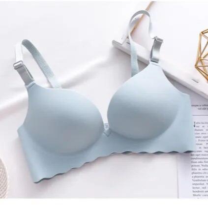 Sutien pentru un contur natural în toată discreția 